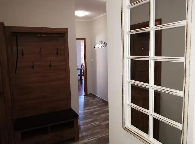 Cedar 42 * Банско