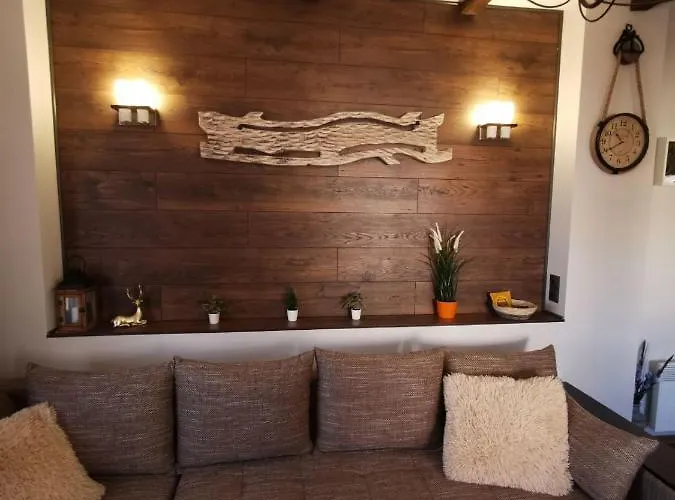 Апартамент Cedar 42