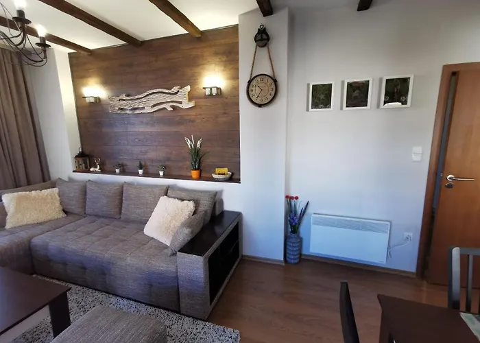 Апартамент Cedar 42 *